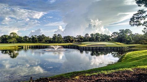 Sandridge golf club - The 18-hole Lakes Course at Sandridge Golf Club in Vero Beach, FL is a public golf course that opened in 1992. Designed by Ron Garl, Lakes Course at Sandridge Golf Club measures 6262 yards from the longest tees and has a slope rating of 132 and a 69.6 USGA rating. The course features 5 sets of tees for different skill levels. 